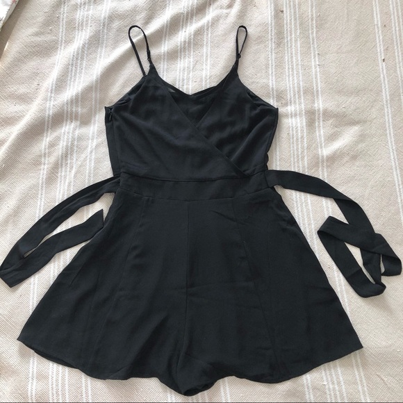 Express Wrap Front Skort Romper with Bow - Picture 6 of 17